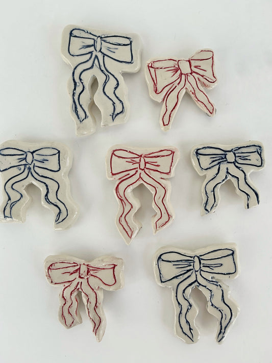 Ceramic Bow Magnet