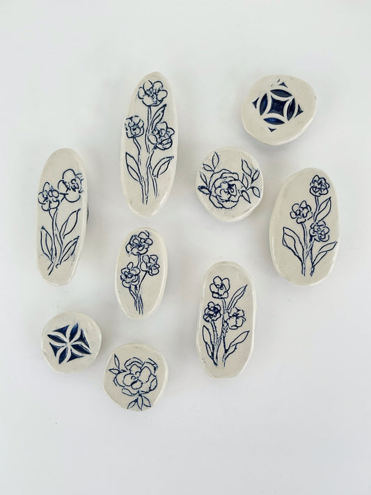 Ceramic Floral Magnet